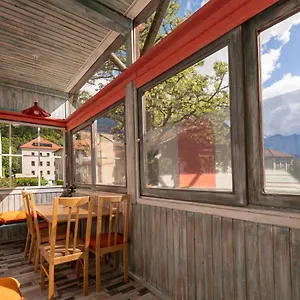 Absteige Innsbruck- Zentrale Ferienapartments Mit Balkon Und Gartennützung Apartment