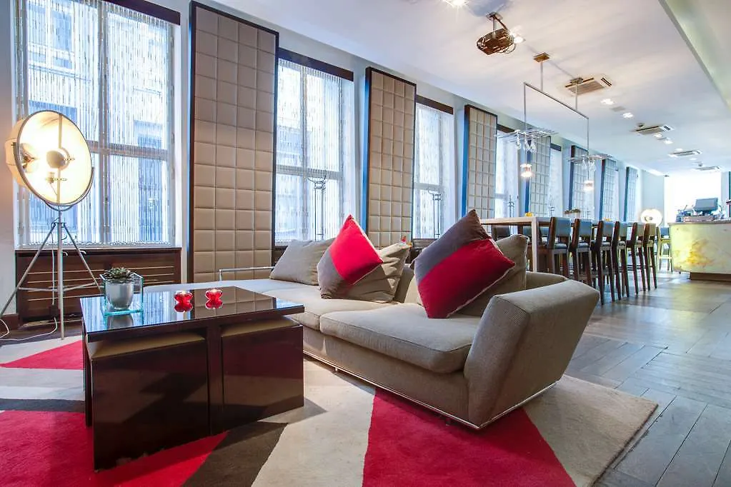 Radisson Blu Style Hotel, Wien 4*,