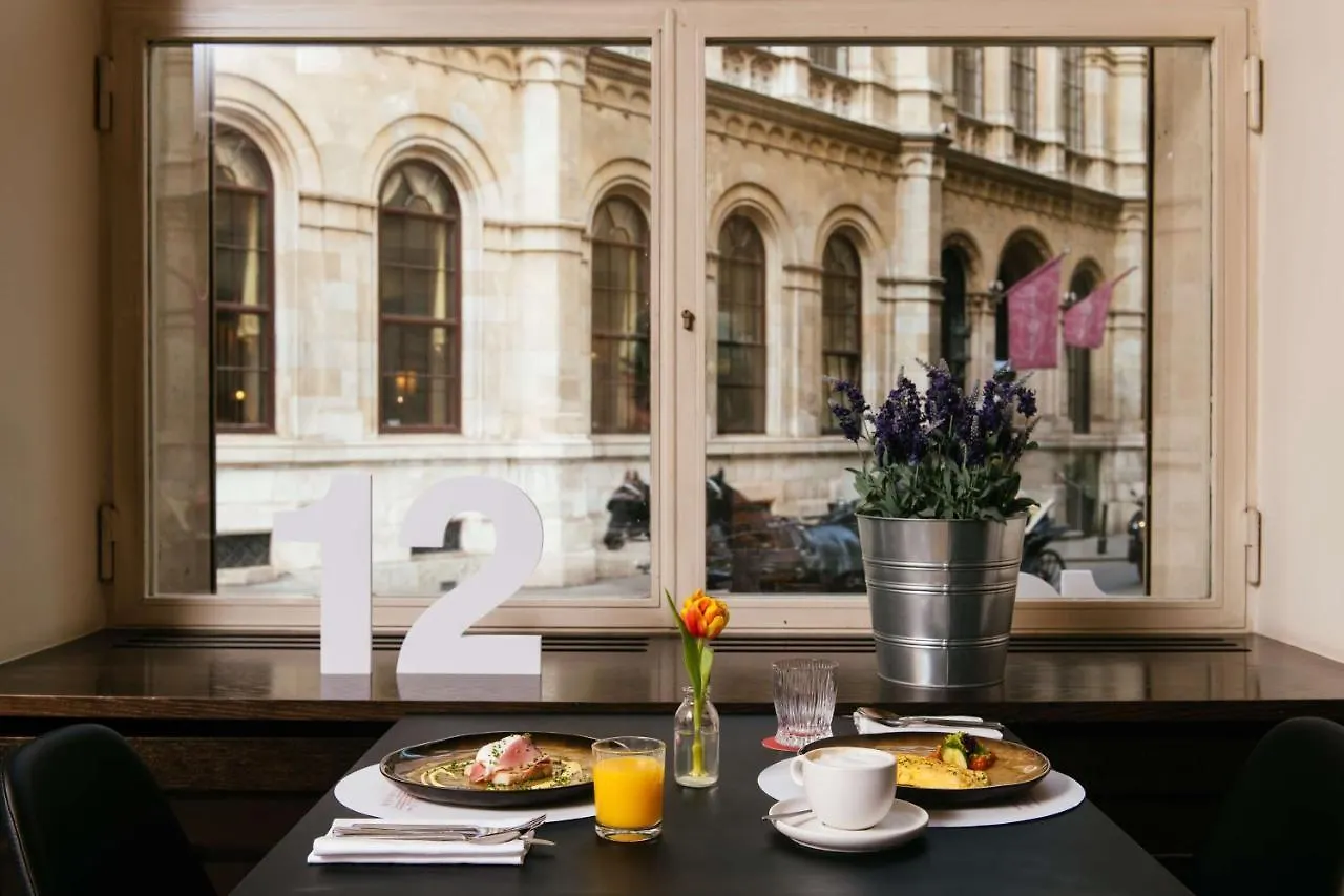 Radisson Blu Style Hotel, Wien 4*,